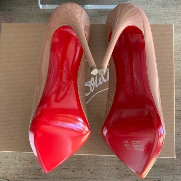 CHRISTIAN LOUBOUTIN So Kate Patent Pointed-Toe Red Sole Pump - Picture 7 of 12